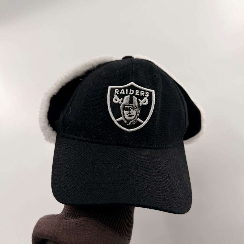 NFL Team Apparel Raiders Black Hat with Sherpa Ear Flaps Black Football